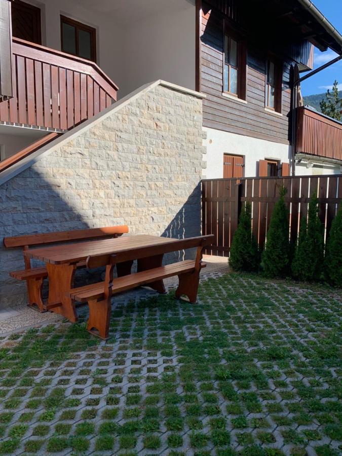 Pritlicni Apartma Hribovc Z Atrijem Кранська Гора Екстер'єр фото